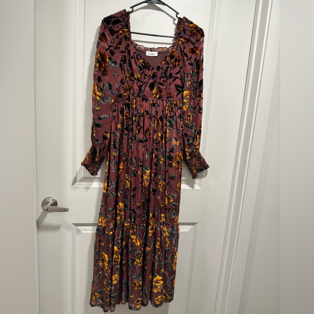 Burgundy and Gold Floral Long Sleeve Dress - Picture 3 of 15